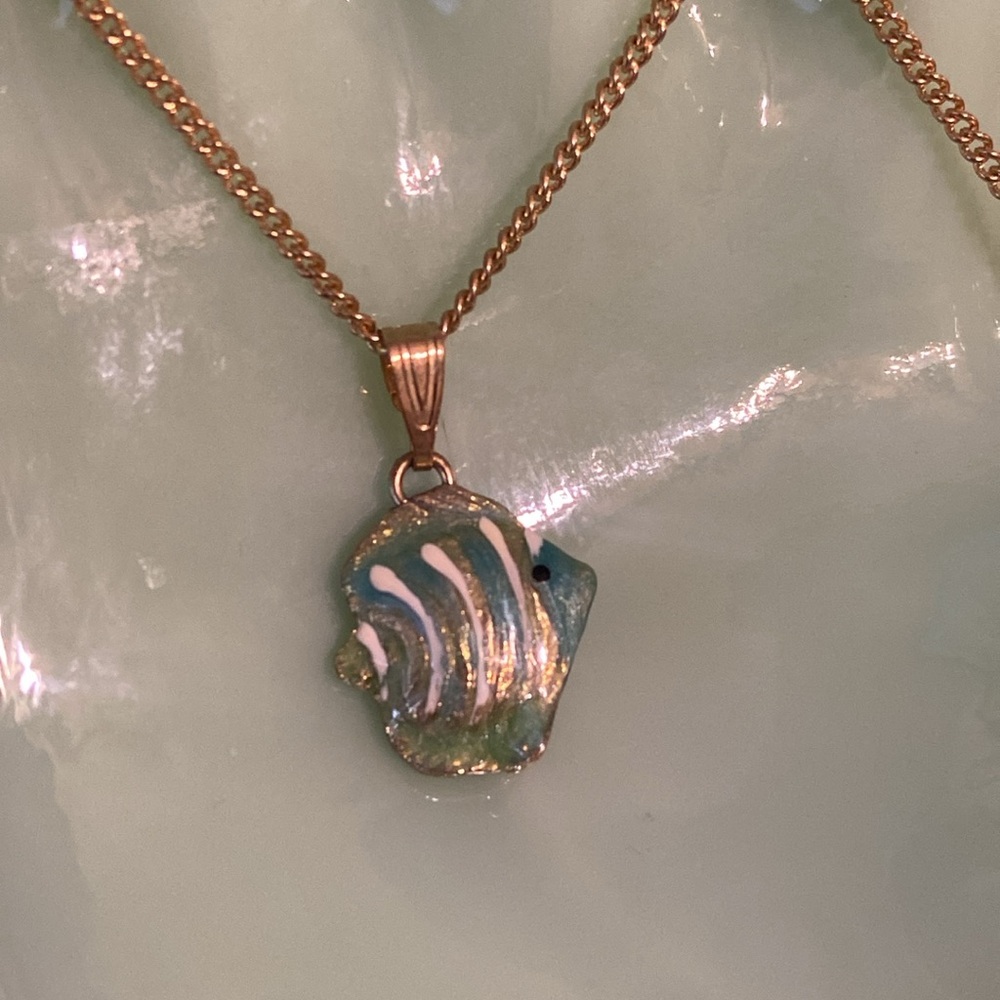 Tropical Fish Trinket Box encrusted with Swarovski crystals NEW W/ Necklace - Picture 11 of 13